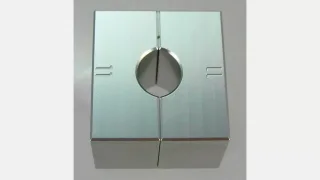 TOOLING: SHAFT CLAMP, 11 CMP