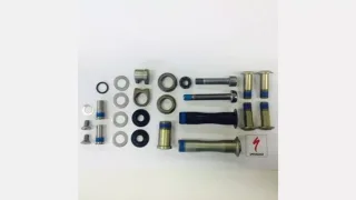 MY10 ENDURO BOLT KIT