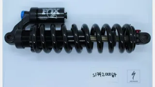 SHK MY17 FOX, VAN COIL, 9.5X3.0", P-S, LSC, W/ 500 LBS. SPRING, DEMO 8 FSR I ALLOY (968-63-193)
