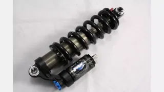 SHK FOX DHX 4.0 COIL BIGHIT 3 8.5X2.75 (SPRIING RATE 450) (NO LONGER PRODUCED)