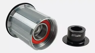 FHB DT SWISS, TA, SHIMANO 9/10-SPD, ALLOY, 3 PAWL, W/ 142+ END CAP (HWYABM00L6805C)